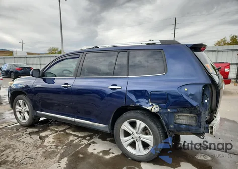 2013 Toyota Highlander Limited z USA, uszkodzony, nr VIN 5TDYK3EH4DS109027